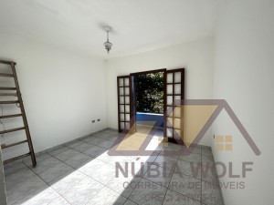 Casa no bairro Belmira Novaes, Lado Praia, em Peruíbe