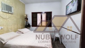 Casa no bairro Ribamar, Lado Linha, em Peruíbe