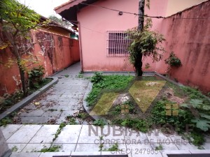 Casa no bairro Stella Maris, Lado Linha, em Peruíbe