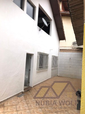 Casa no bairro São José, Lado Praia, em Peruíbe