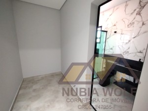 Casa no bairro São José, Lado Linha, em Peruíbe
