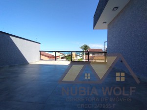 Casa no bairro São José, Lado Linha, em Peruíbe