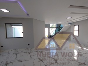 Casa no bairro São José, Lado Linha, em Peruíbe