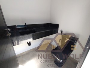 Casa no bairro São José, Lado Linha, em Peruíbe