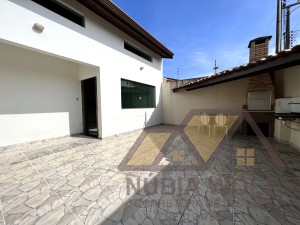 Casa no bairro Três Marias, Lado Linha, em Peruíbe