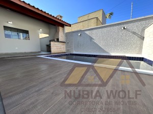 Casa no bairro Oásis, Lado Linha, em Peruíbe