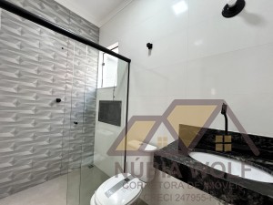 Casa no bairro Oásis, Lado Linha, em Peruíbe