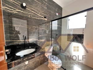 Casa no bairro Oásis, Lado Linha, em Peruíbe