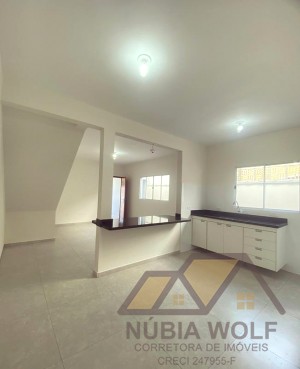 Casa no bairro Stella Maris, Lado Linha, em Peruíbe