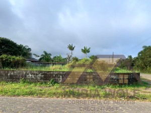 Terreno no bairro Beira Mar, Lado Linha, em Peruíbe