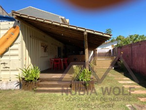 Casa no bairro São José, Lado Linha, em Peruíbe