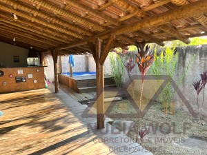 Casa no bairro São José, Lado Linha, em Peruíbe