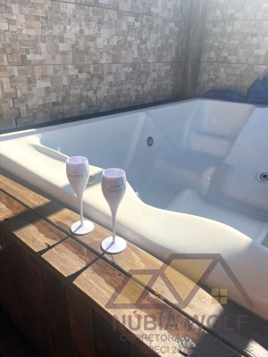 Casa no bairro São José, Lado Linha, em Peruíbe