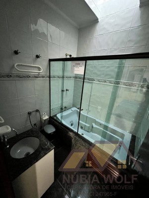 Casa no bairro São José, Lado Praia, em Peruíbe