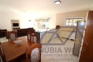 Casa no bairro Turístico, Lado Praia, em Peruíbe