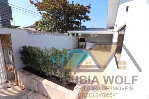 Casa no bairro Turístico, Lado Praia, em Peruíbe