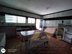 Casa no bairro Belmira Novaes, Lado Praia, em Peruíbe