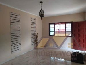 Casa no bairro Belmira Novaes, Lado Linha, em Peruíbe