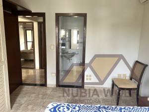 Casa no bairro Bougainvillée II, Lado Linha, em Peruíbe