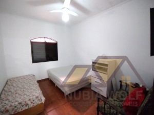 Casa no bairro Flórida, Lado Linha, em Peruíbe