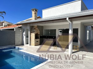 Casa no bairro São José, Lado Praia, em Peruíbe