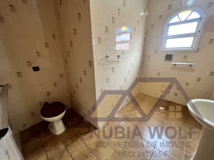 Casa no bairro Belmira Novaes, Lado Linha, em Peruíbe