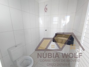 Casa no bairro Oásis, Lado Praia, em Peruíbe