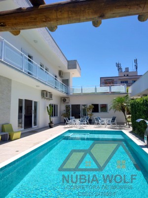 Casa no bairro Três Marias, Lado Linha, em Peruíbe