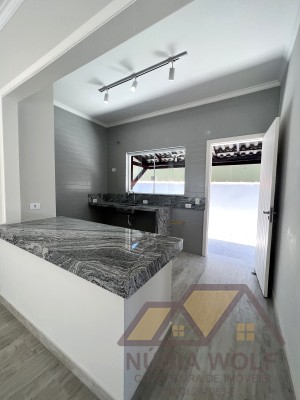 Casa no bairro Oásis, Lado Linha, em Peruíbe