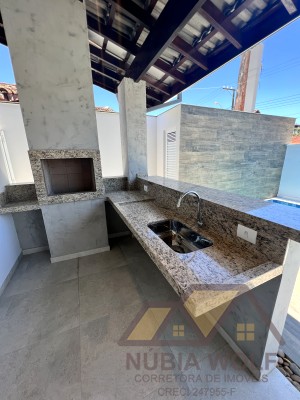 Casa no bairro Oásis, Lado Linha, em Peruíbe