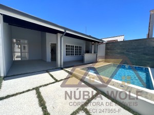 Casa no bairro Oásis, Lado Linha, em Peruíbe