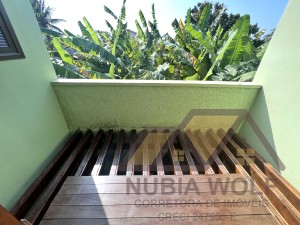 Casa no bairro Cidade Nova Peruibe, Lado Linha, em Peruíbe