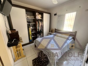 Casa no bairro Jardim Imperador, Lado Linha, em Peruíbe