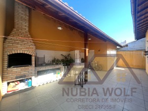 Casa no bairro Jardim Imperador, Lado Linha, em Peruíbe