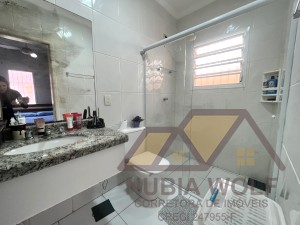 Casa no bairro Jardim Imperador, Lado Linha, em Peruíbe