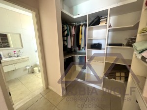 Casa no bairro Oásis, Lado Linha, em Peruíbe