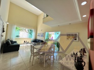 Casa no bairro Oásis, Lado Linha, em Peruíbe