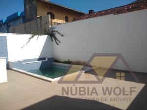 Casa no bairro São José, Lado Praia, em Peruíbe