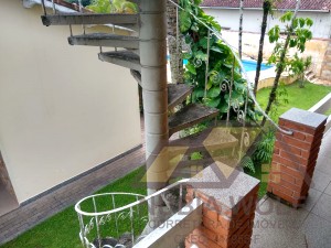 Casa no bairro Beira Mar, Lado Linha, em Peruíbe