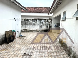 Casa no bairro Josedy, Lado Praia, em Peruíbe