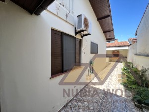 Casa no bairro Três Marias, Lado Linha, em Peruíbe