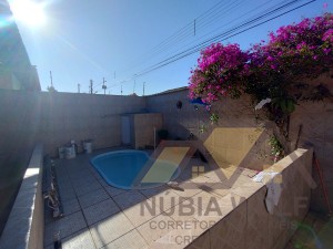 Casa no bairro Oásis, Lado Linha, em Peruíbe