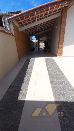 Casa no bairro Três Marias, Lado Linha, em Peruíbe