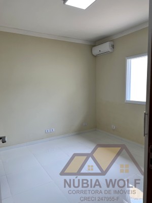 Casa no bairro Jardim Imperador, Lado Linha, em Peruíbe