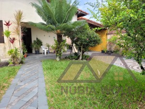 Casa no bairro Stella Maris, Lado Linha, em Peruíbe