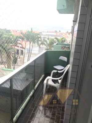 Apartamento no bairro Belmira Novaes, Lado Praia, em Peruíbe