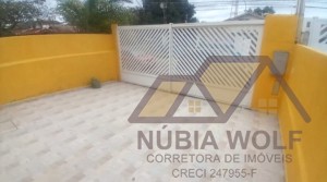 Casa no bairro Centro, Lado Linha, em Peruíbe