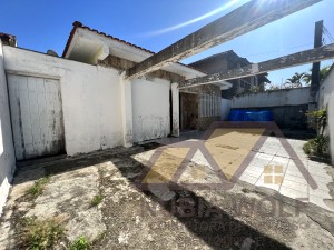 Casa no bairro São José, Lado Linha, em Peruíbe
