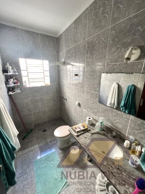 Casa no bairro São José, Lado Linha, em Peruíbe