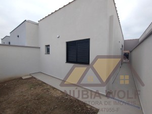 Casa no bairro Flora Rica II, Pós Linha, em Peruíbe